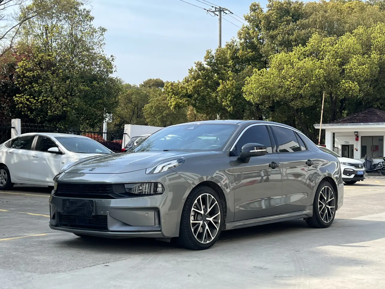 Lynk & Co 03