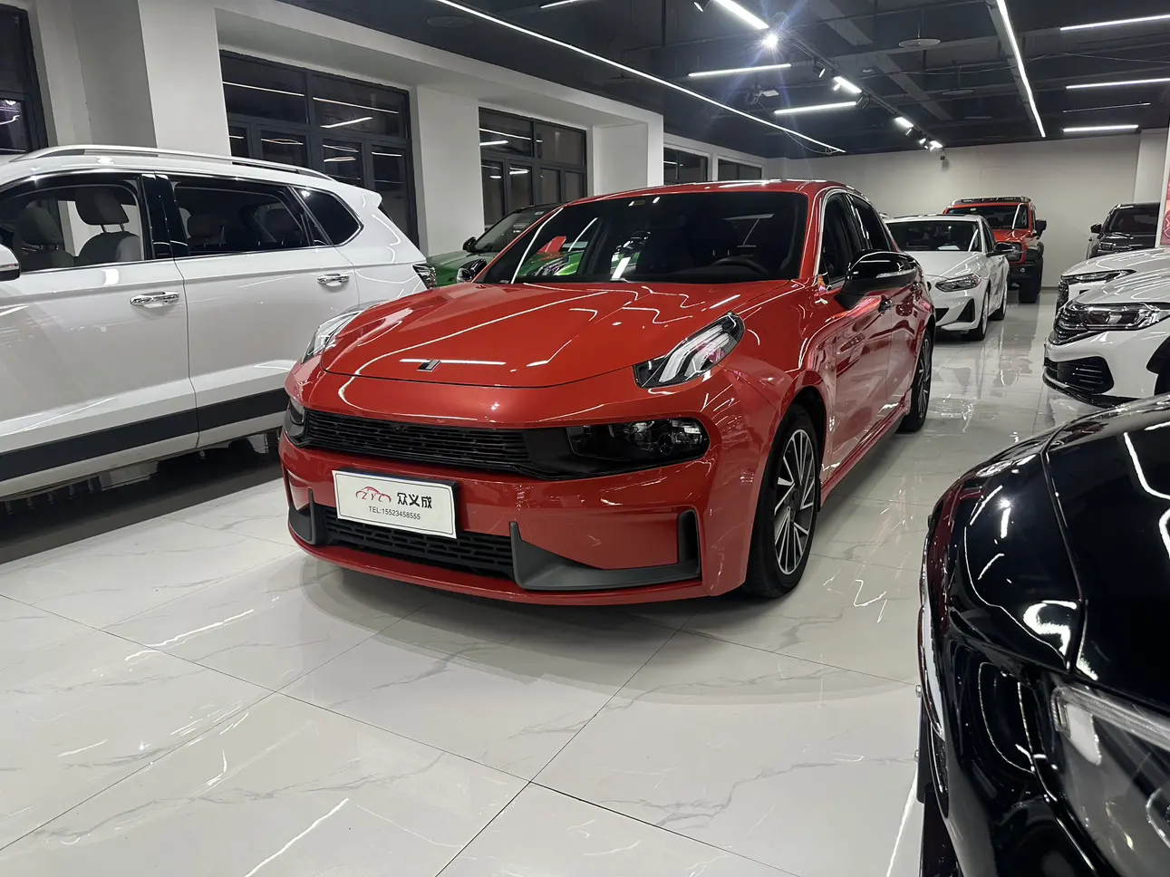 Lynk & Co 03