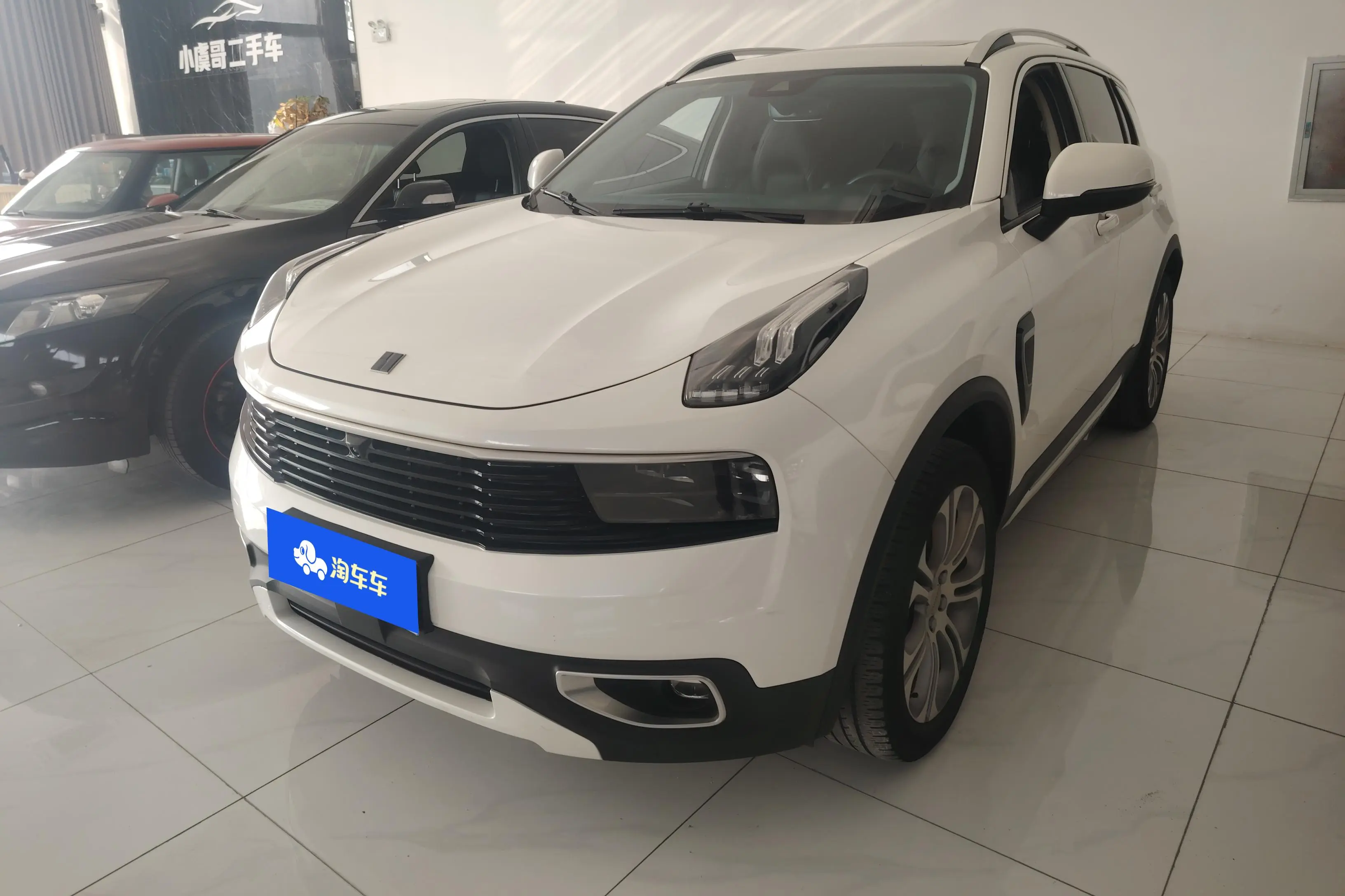 Lynk & Co 01
