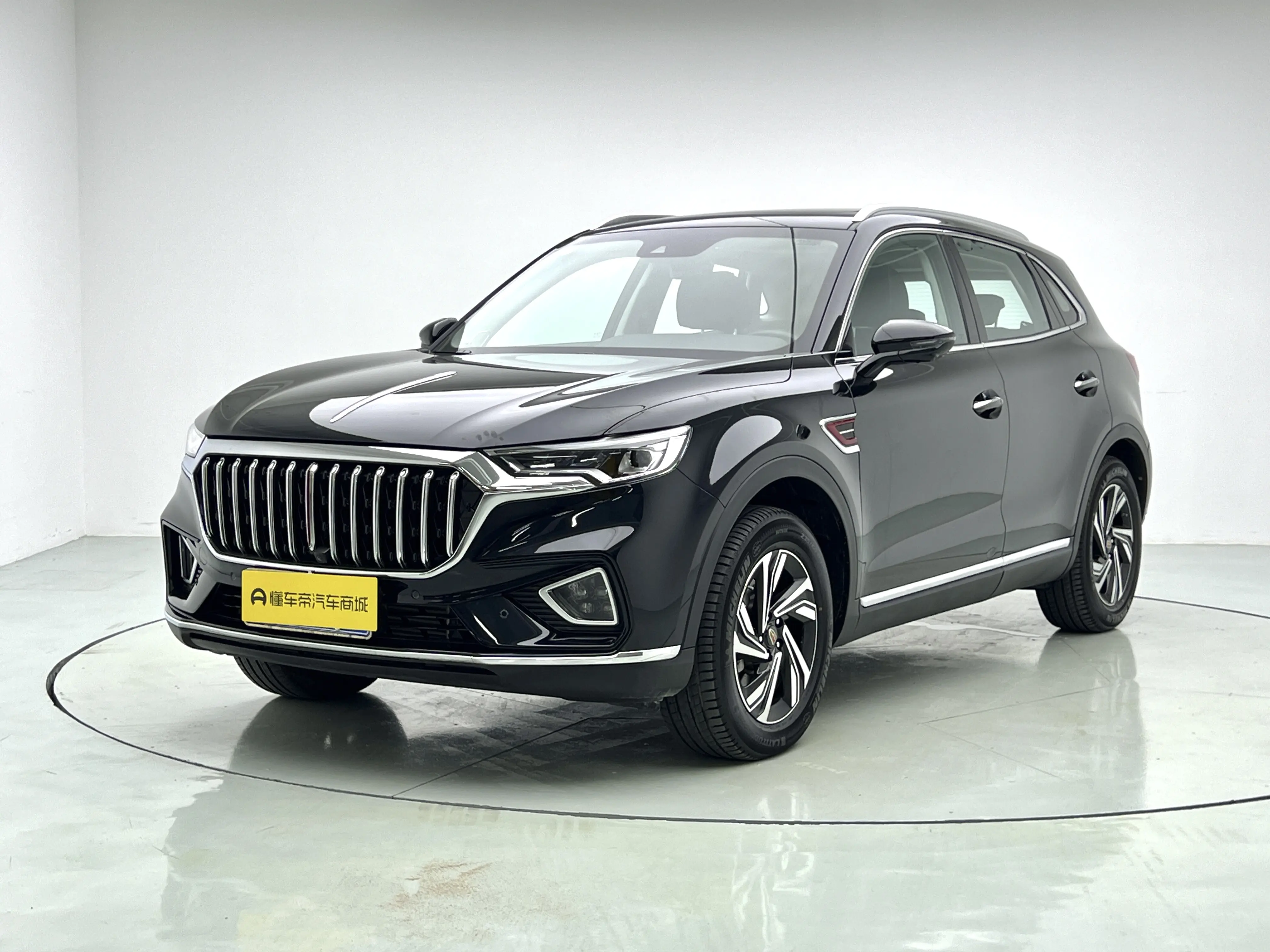 Hongqi HS5