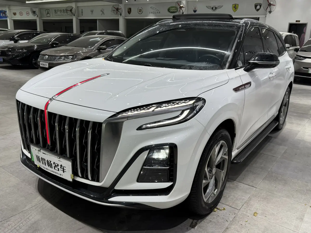 Hongqi HS3 PHEV