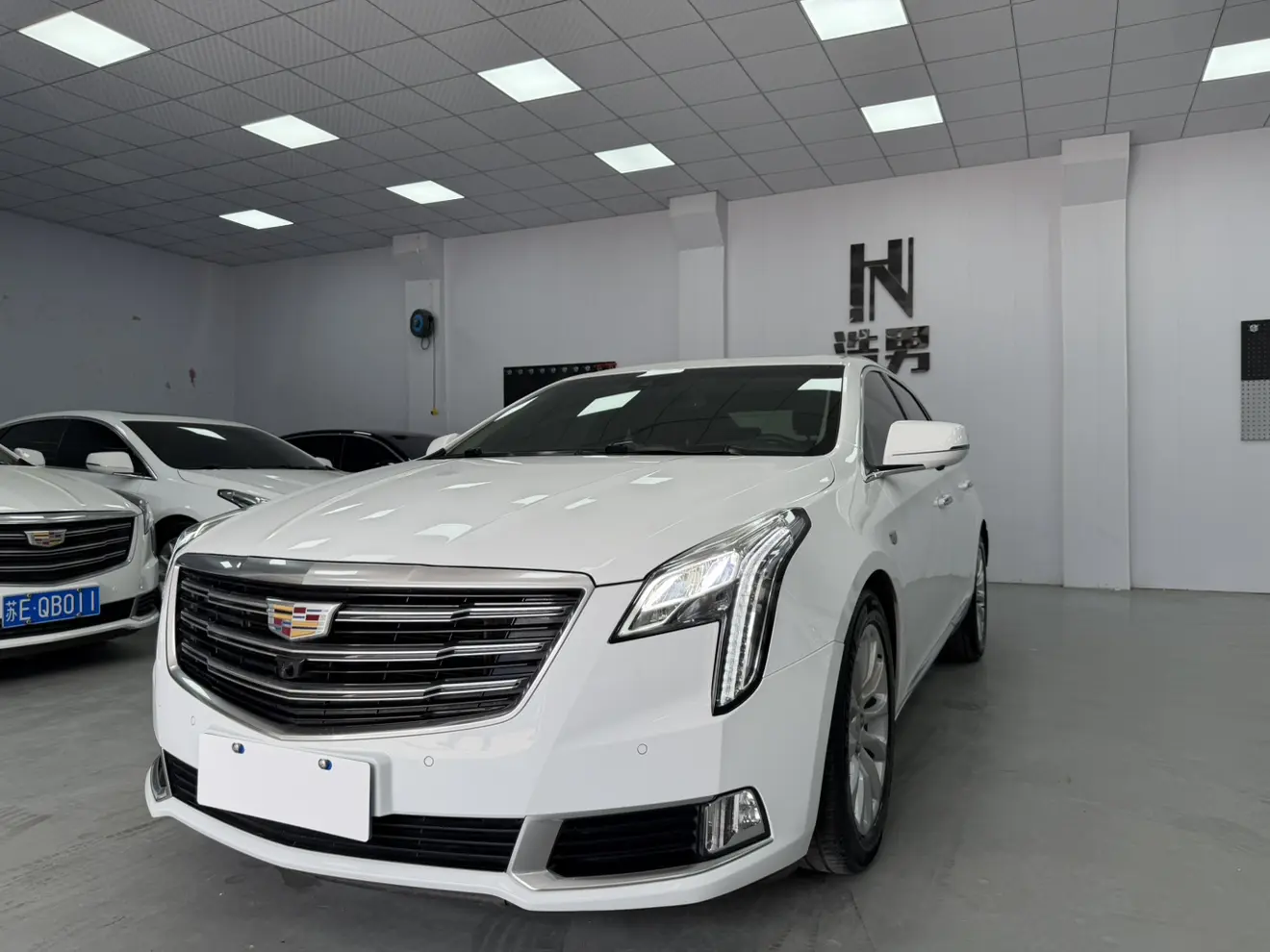 Cadillac XTS