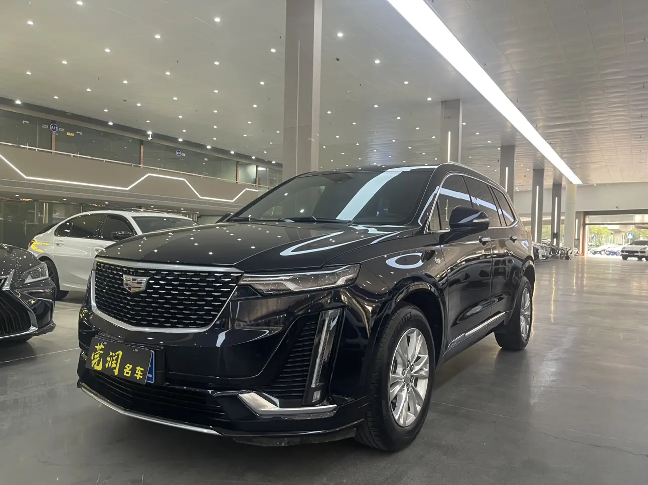 Cadillac XT6