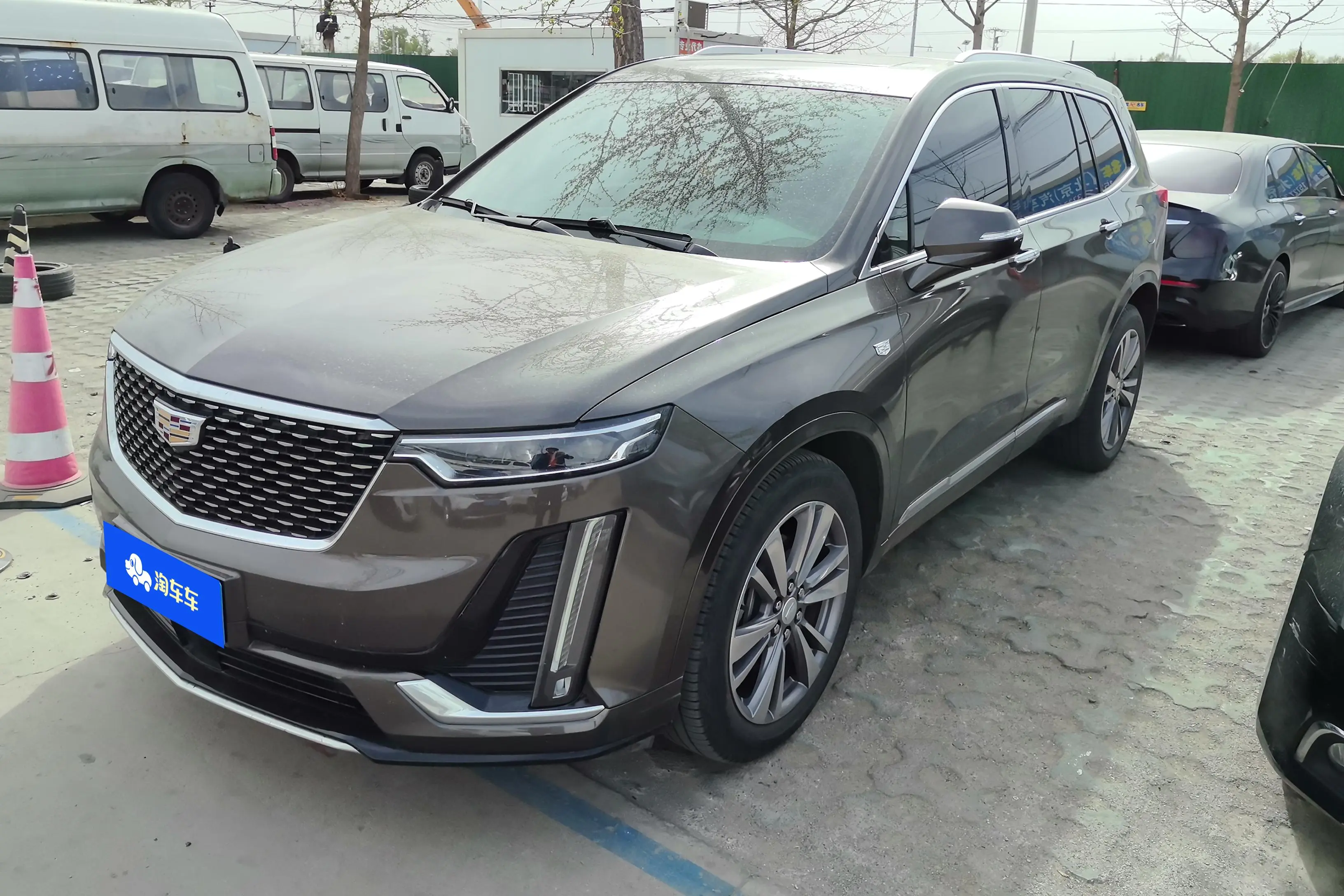 Cadillac XT6
