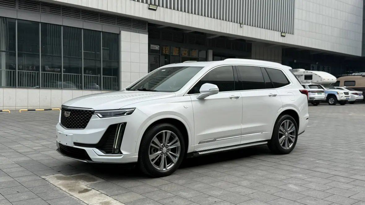 Cadillac XT6