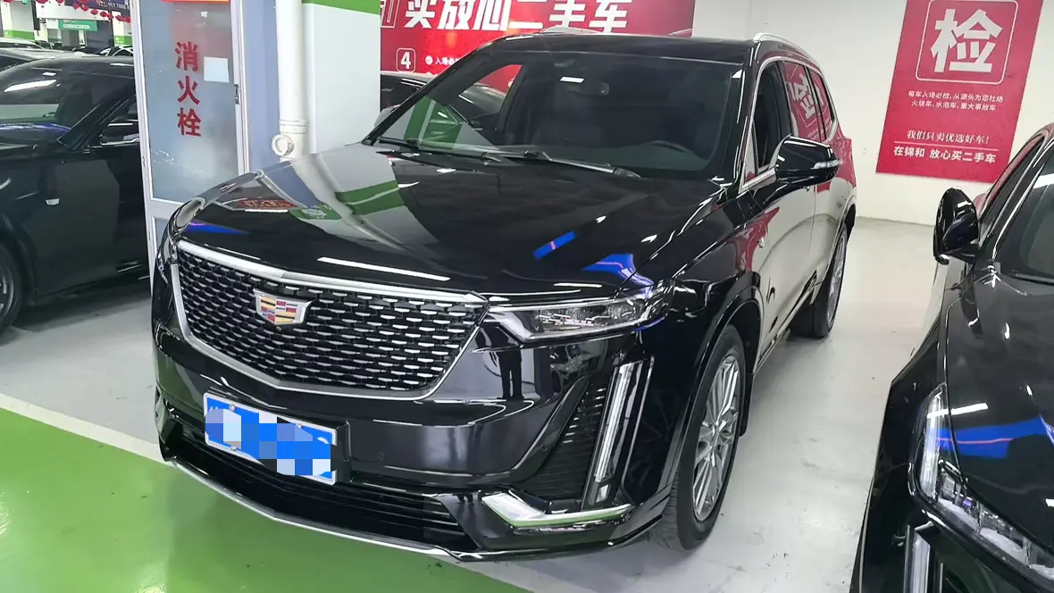 Cadillac XT6