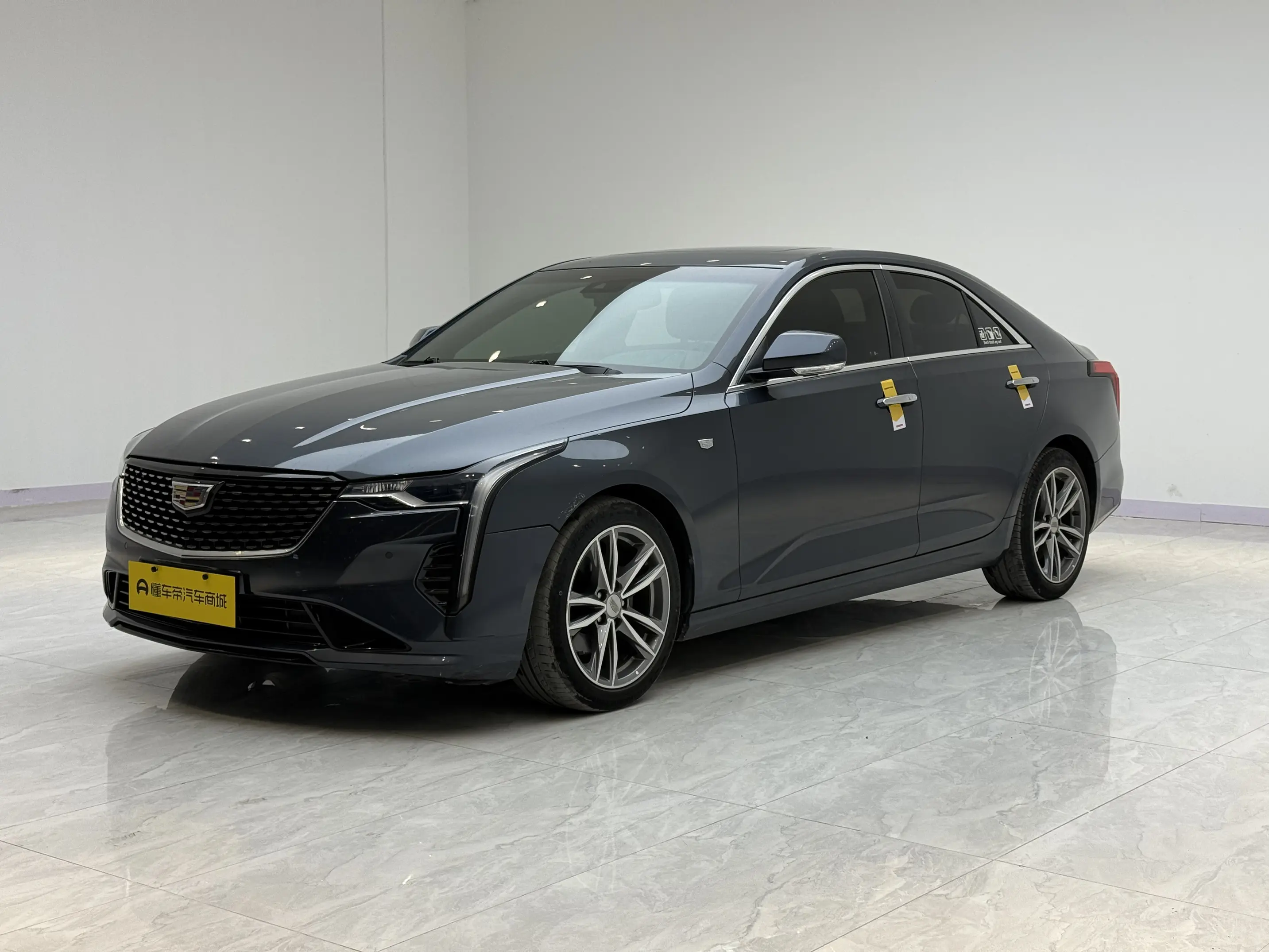 Cadillac CT4