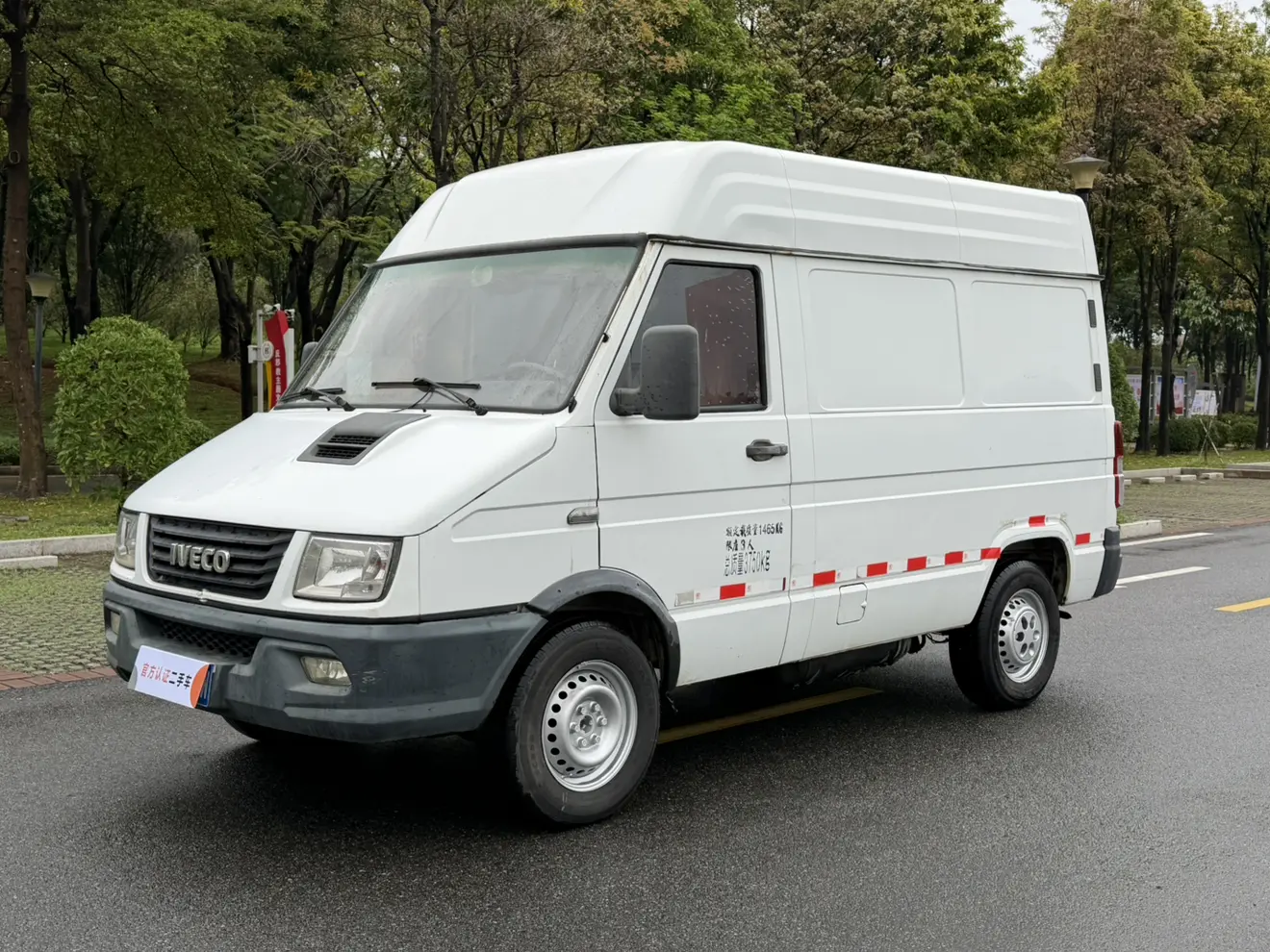 Iveco proud