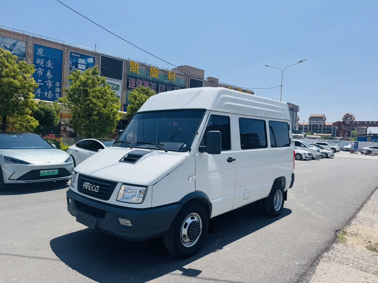 Iveco proud