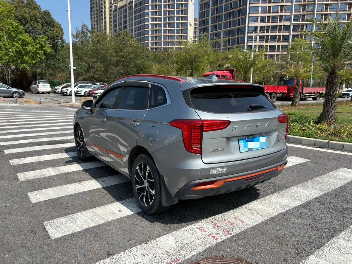 Haval Jolion