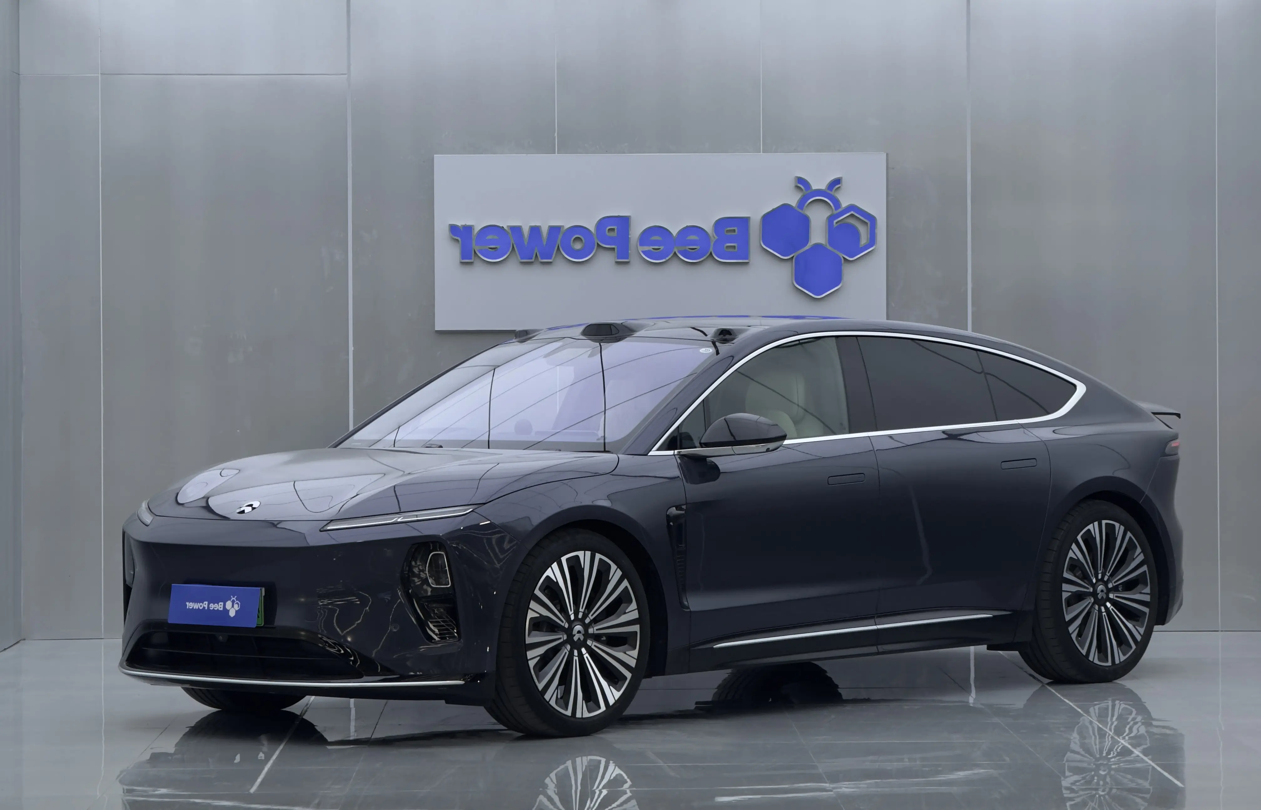 NIO ET9