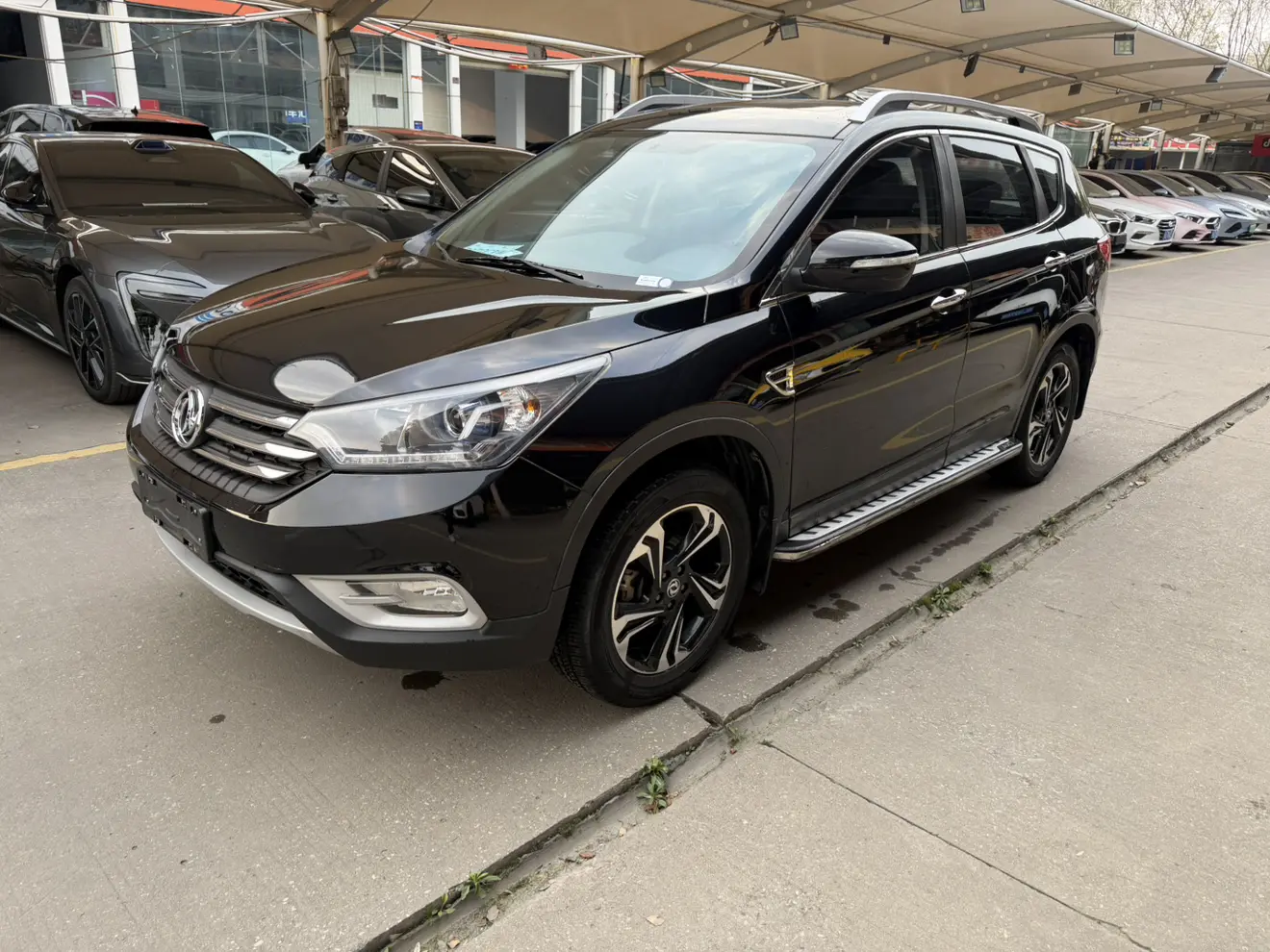 Dongfeng Fengshen AX7