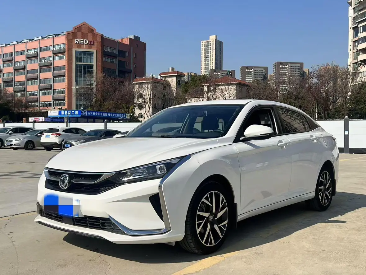 Dongfeng Yixuan