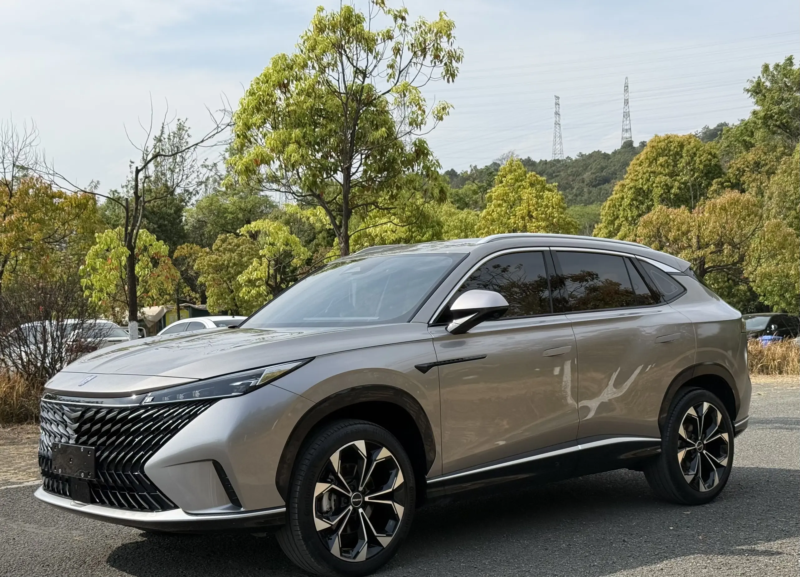 Roewe RX5
