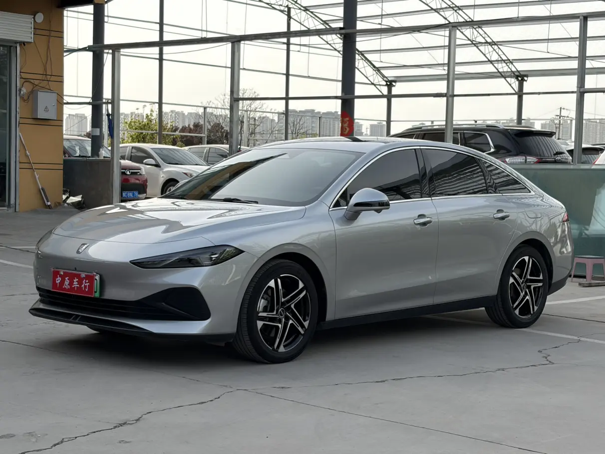Roewe D7 DMH