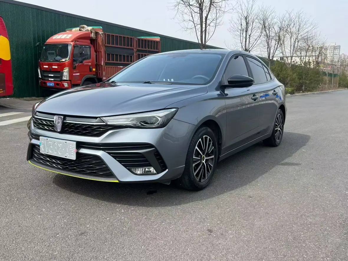 Roewe i5