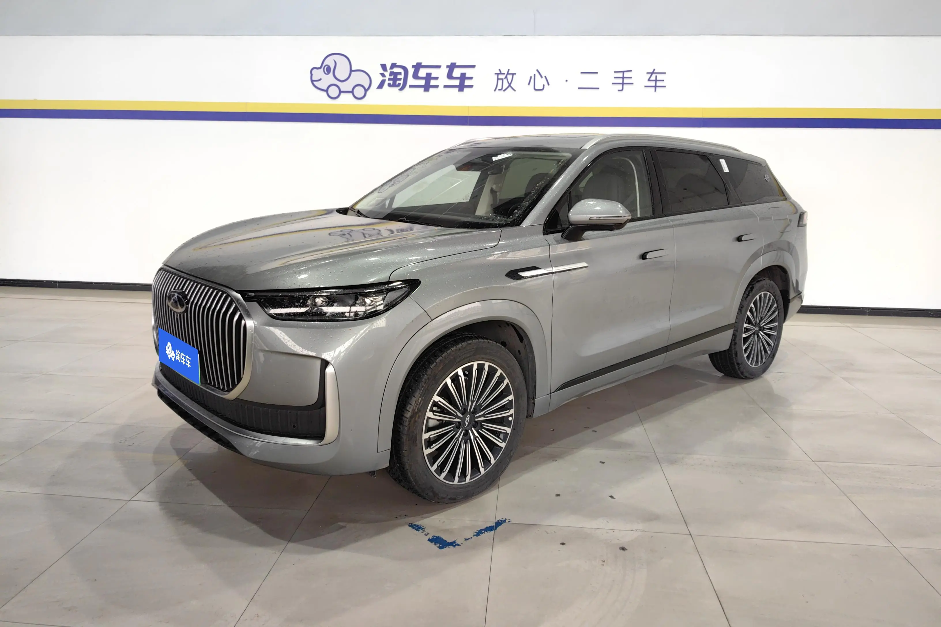 Chery Tiggo 9 C-DM
