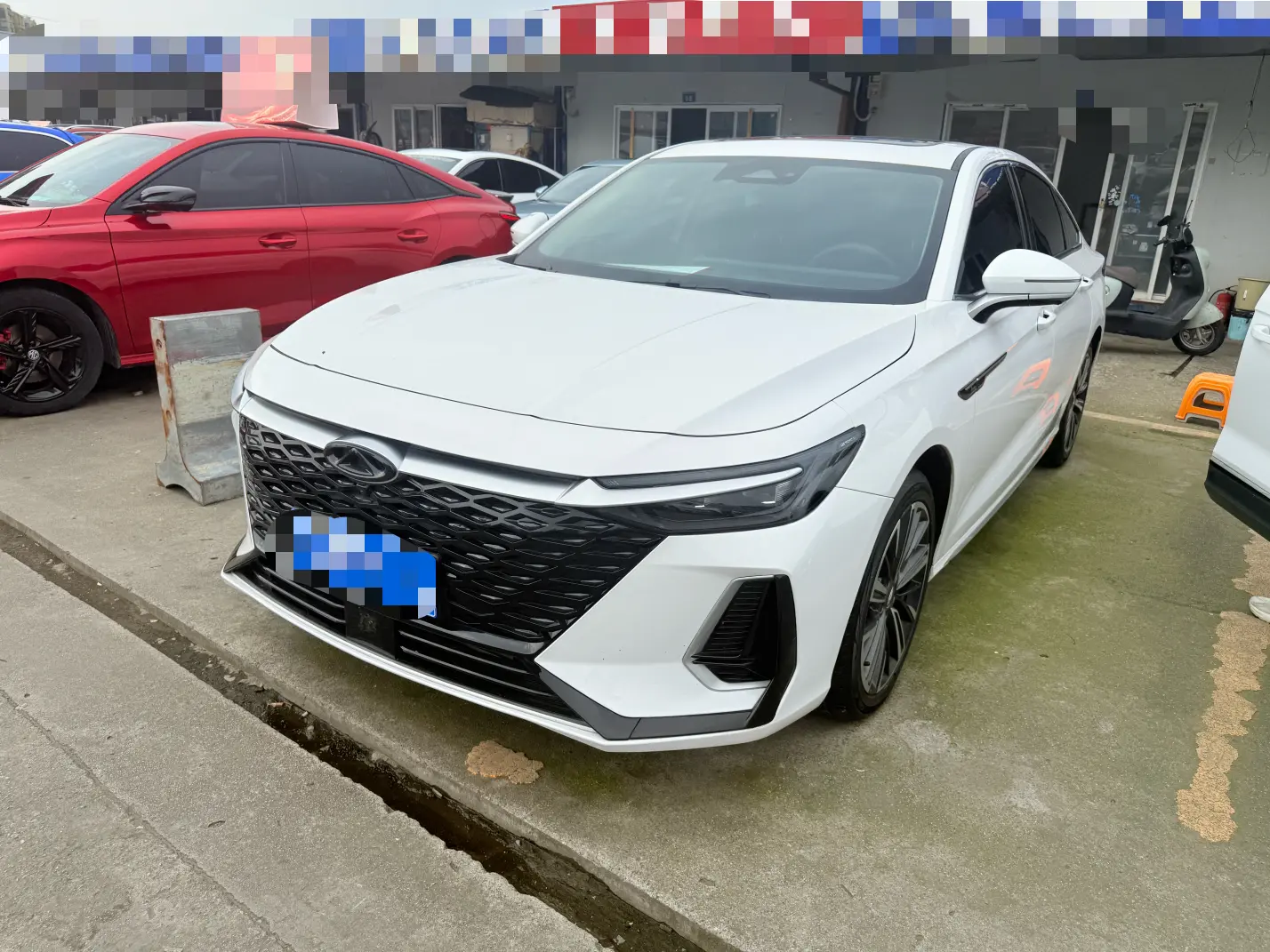 Chery Arrizo 8