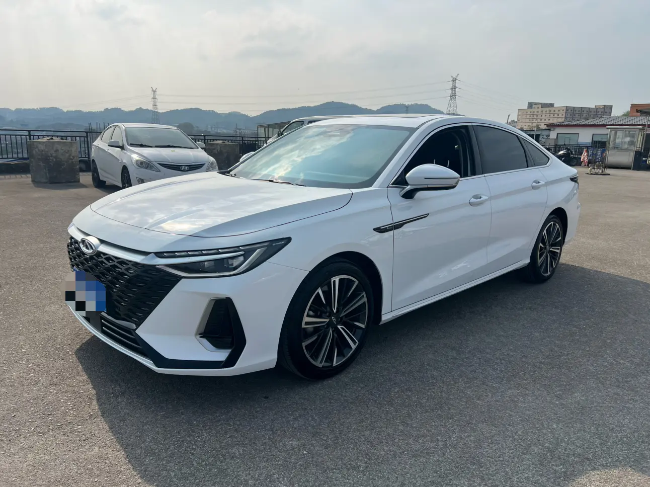 Chery Arrizo 8