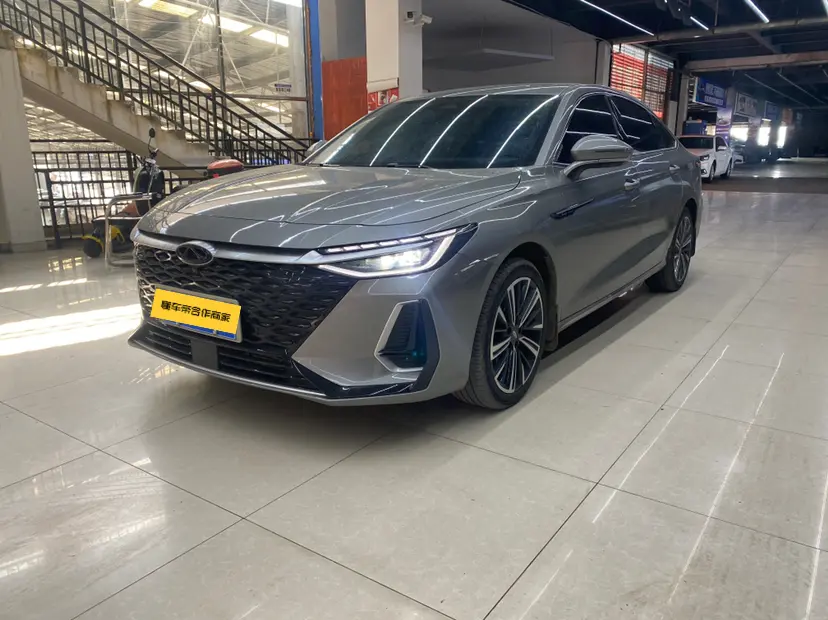 Chery Arrizo 8