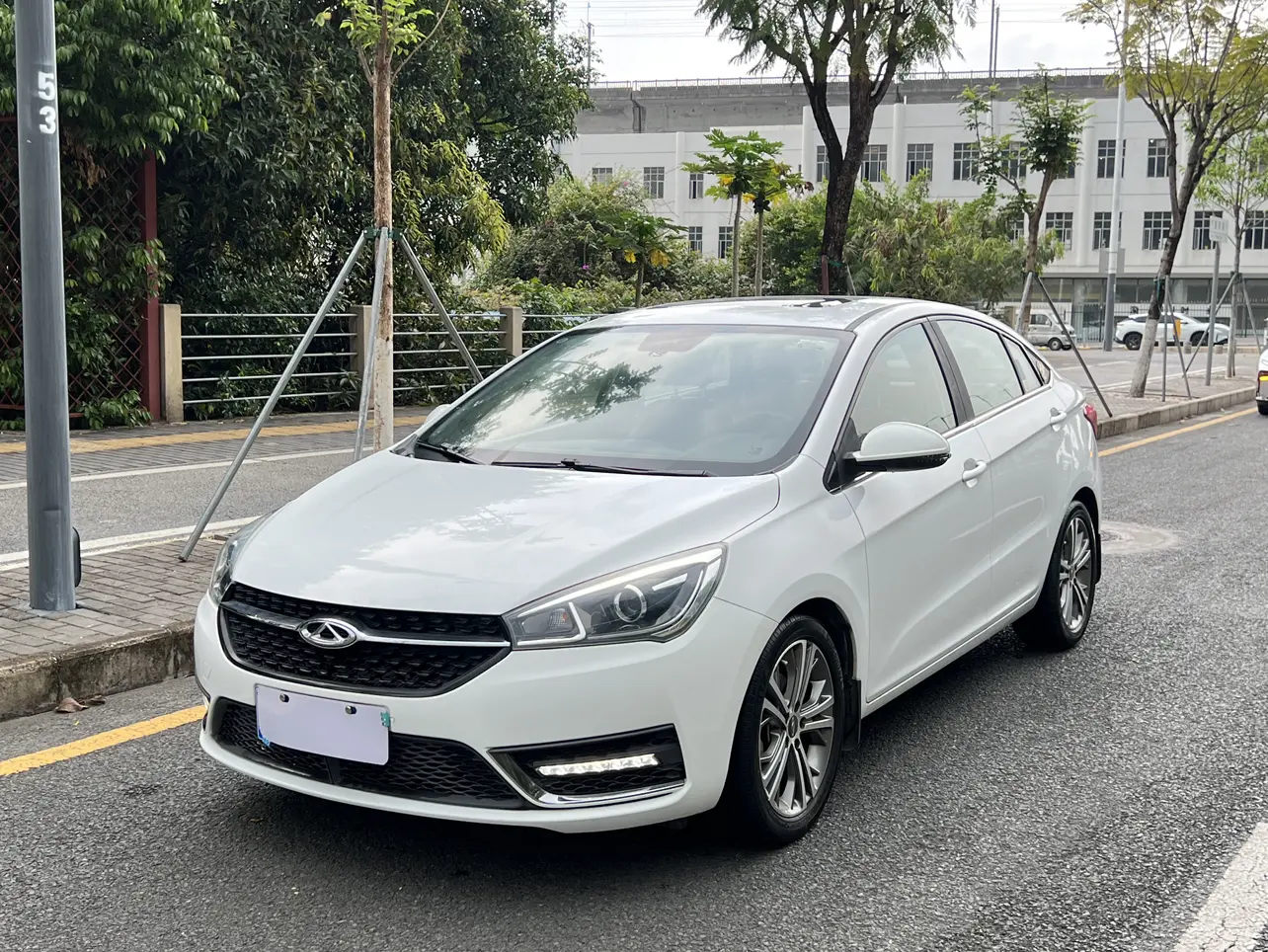 Chery Arrizo 5