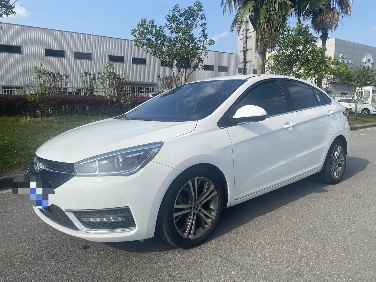 Chery Arrizo 5
