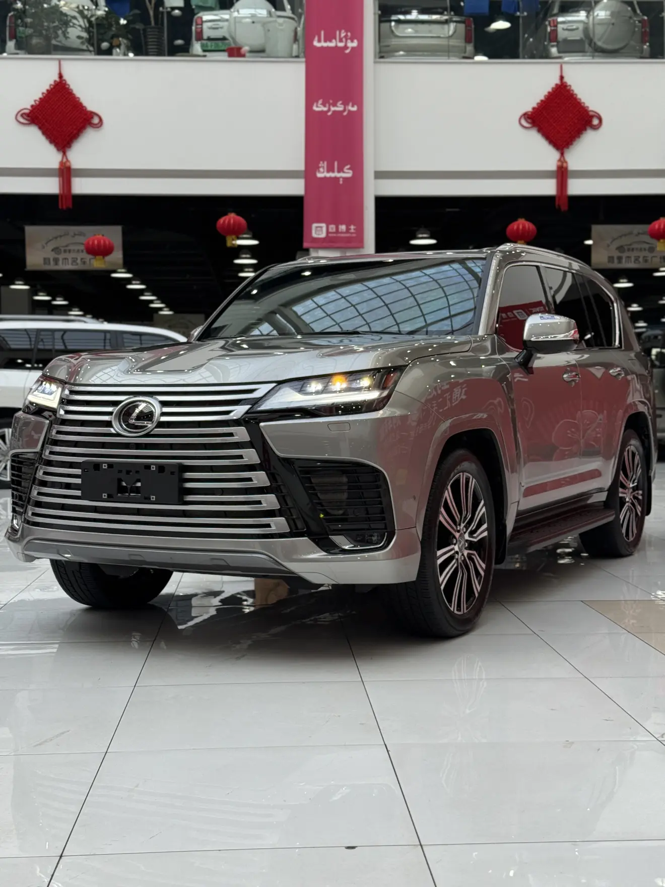Lexus LX