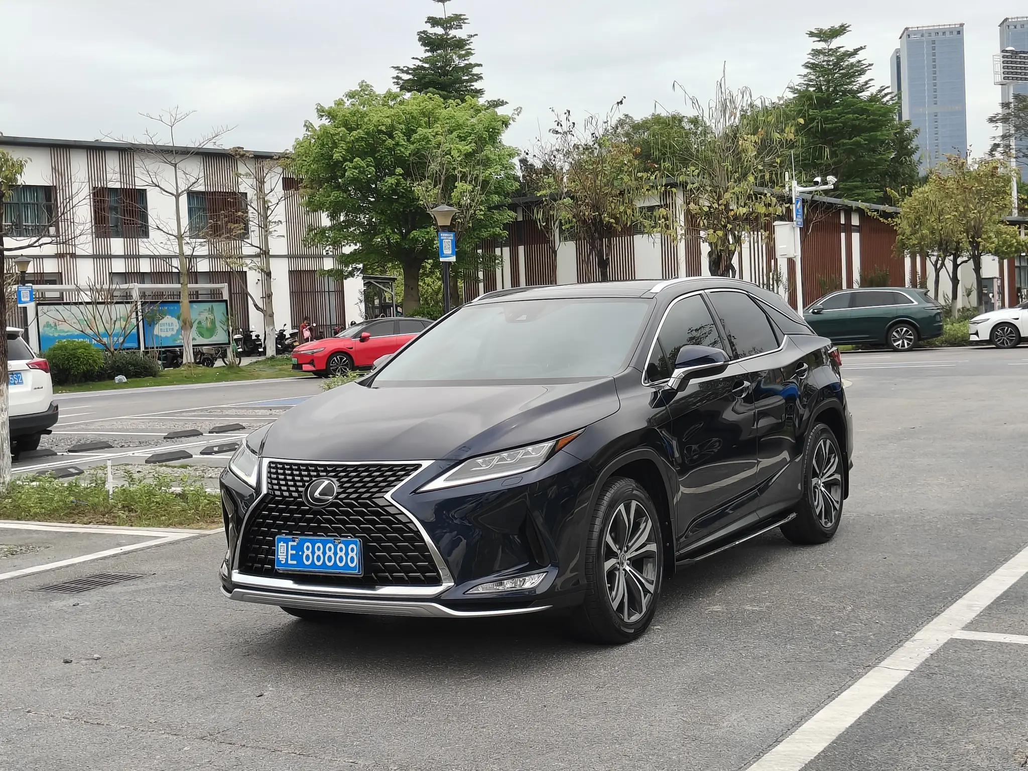 Lexus RX