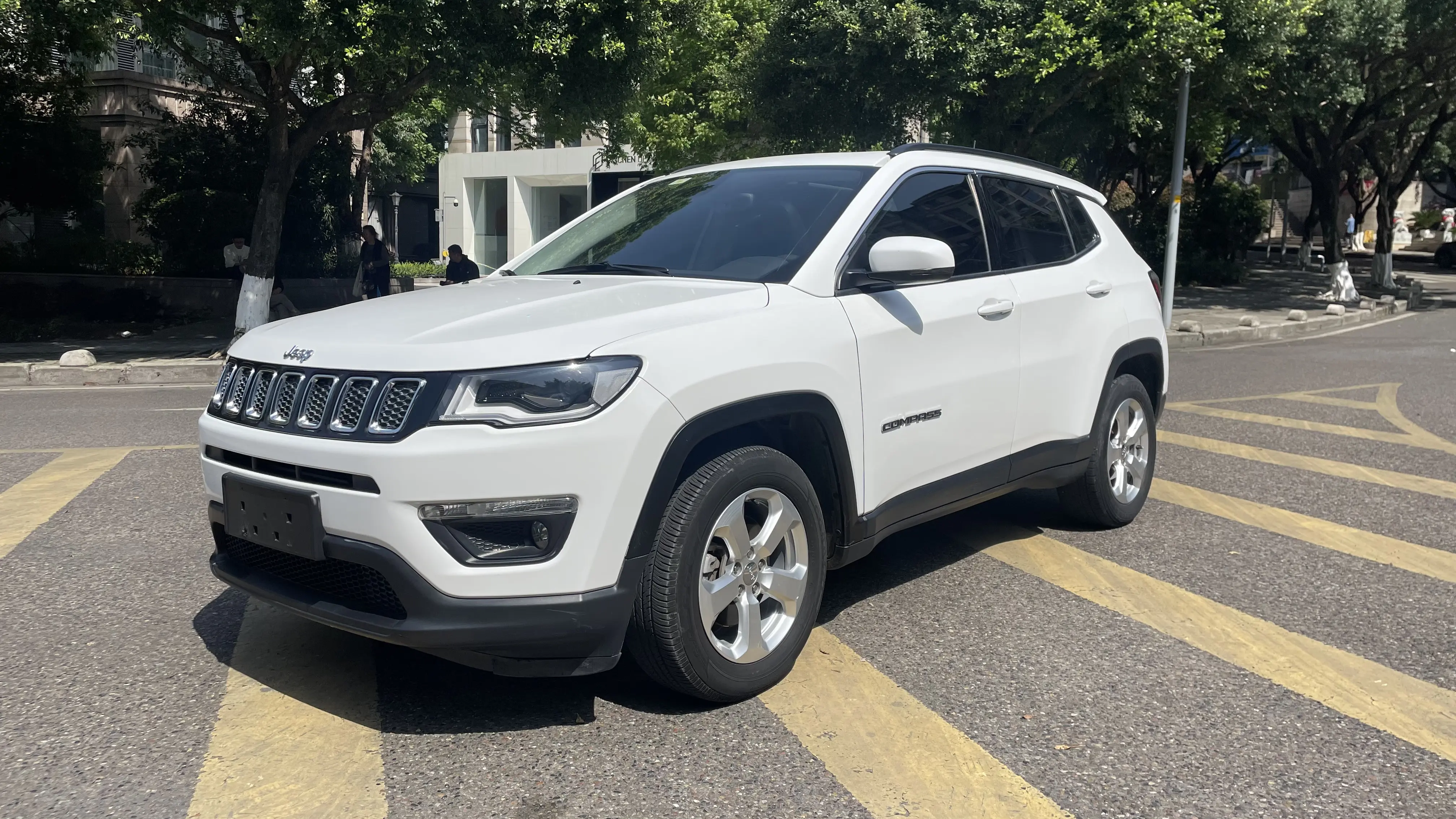 Jeep Guide to
