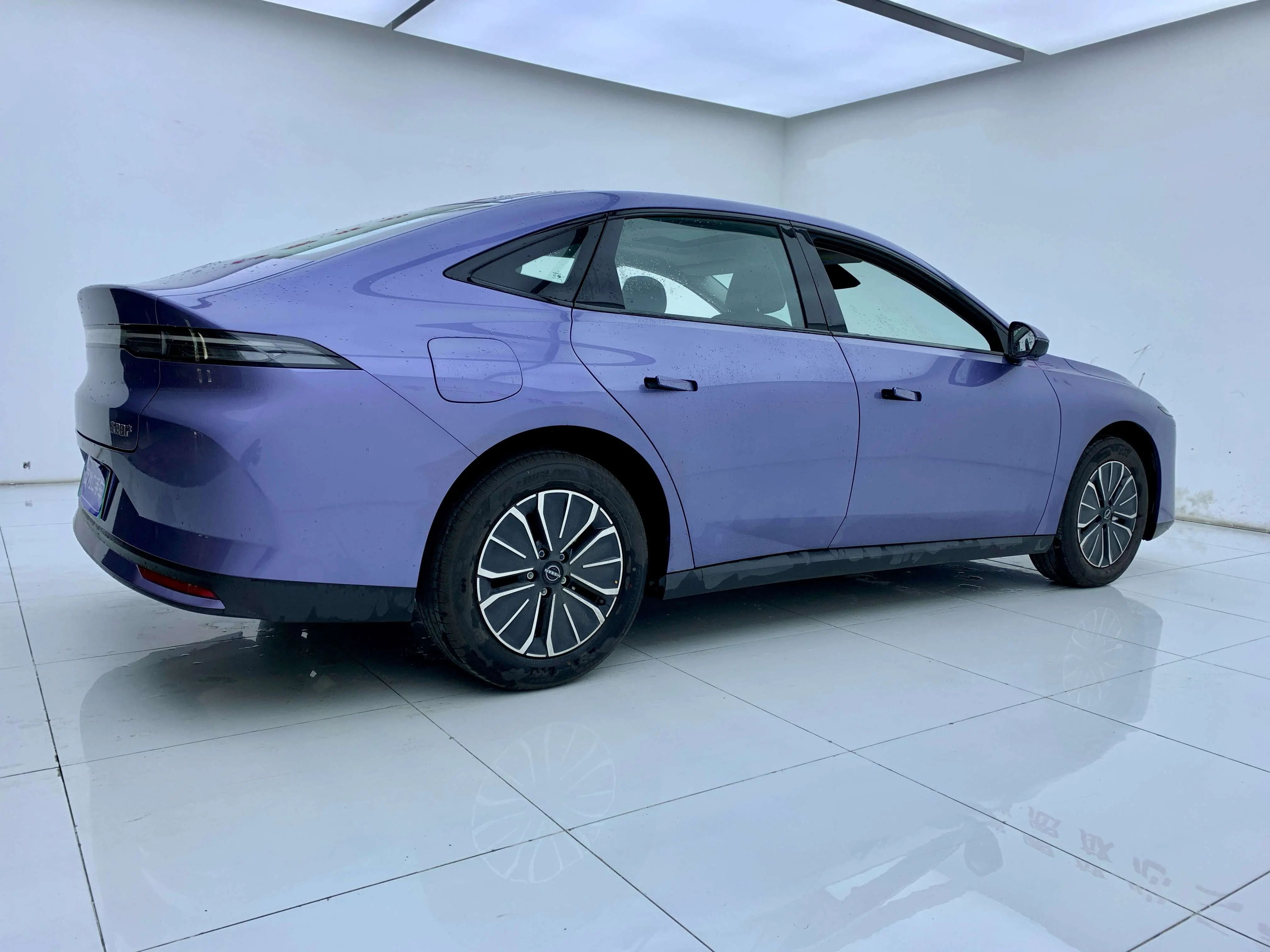 Nissan N6