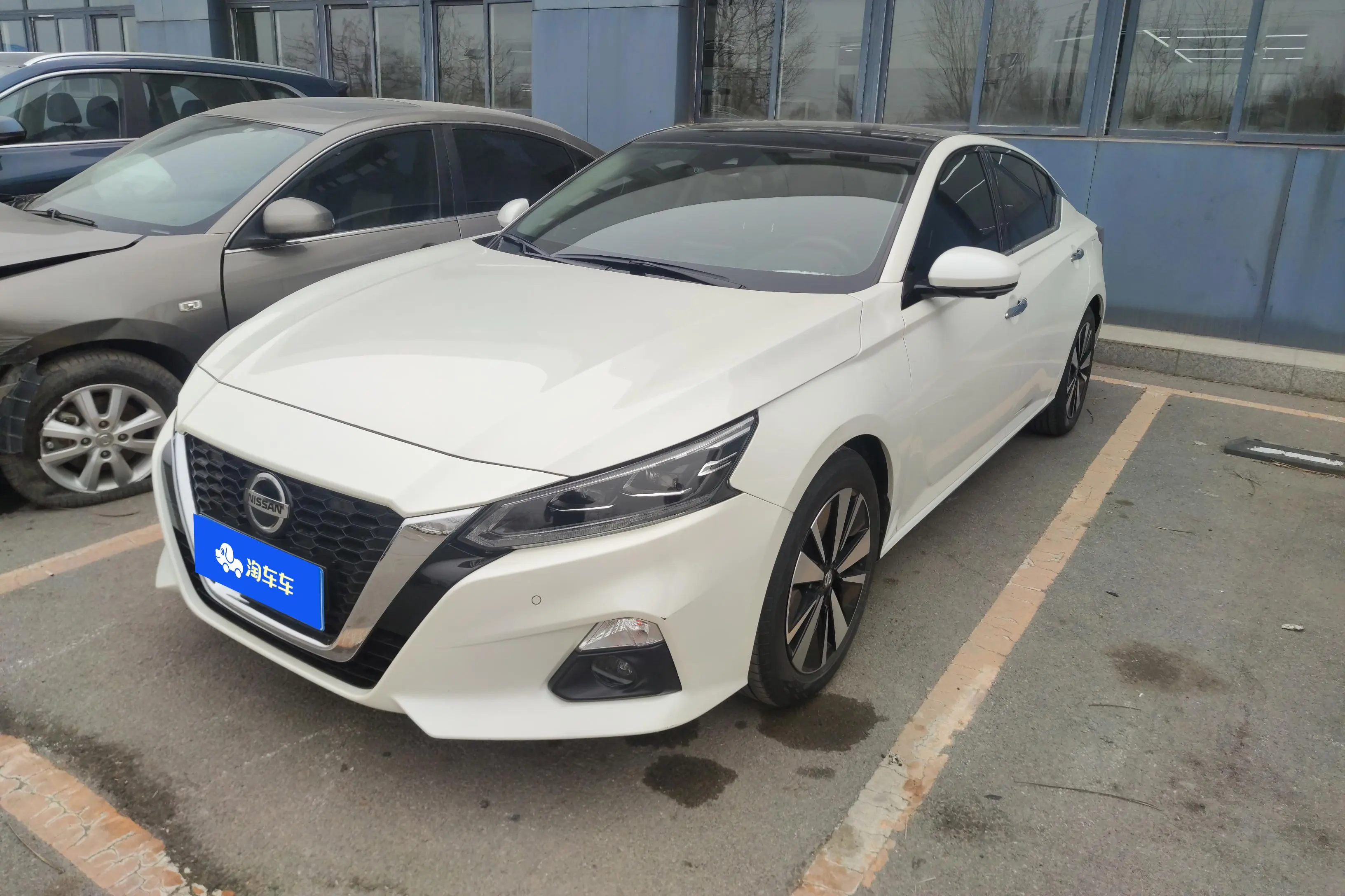 Nissan Altima