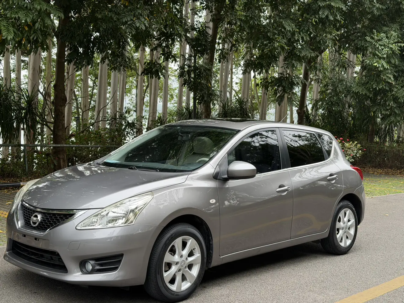 Nissan Tiida