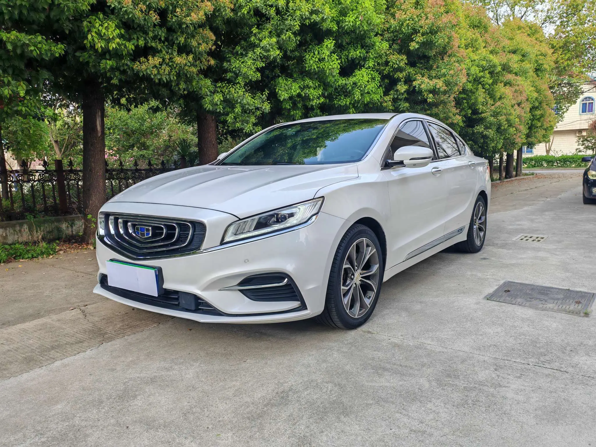 Geely Borui