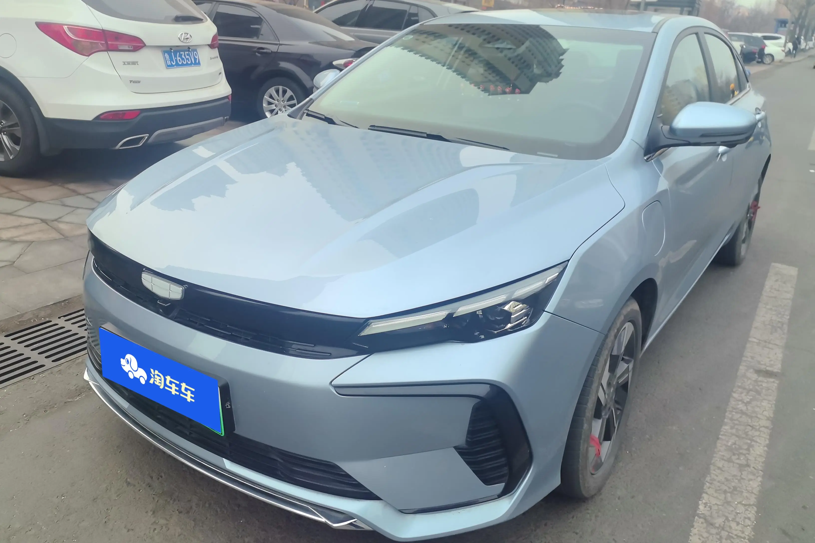 Geely Emgrand L HiP