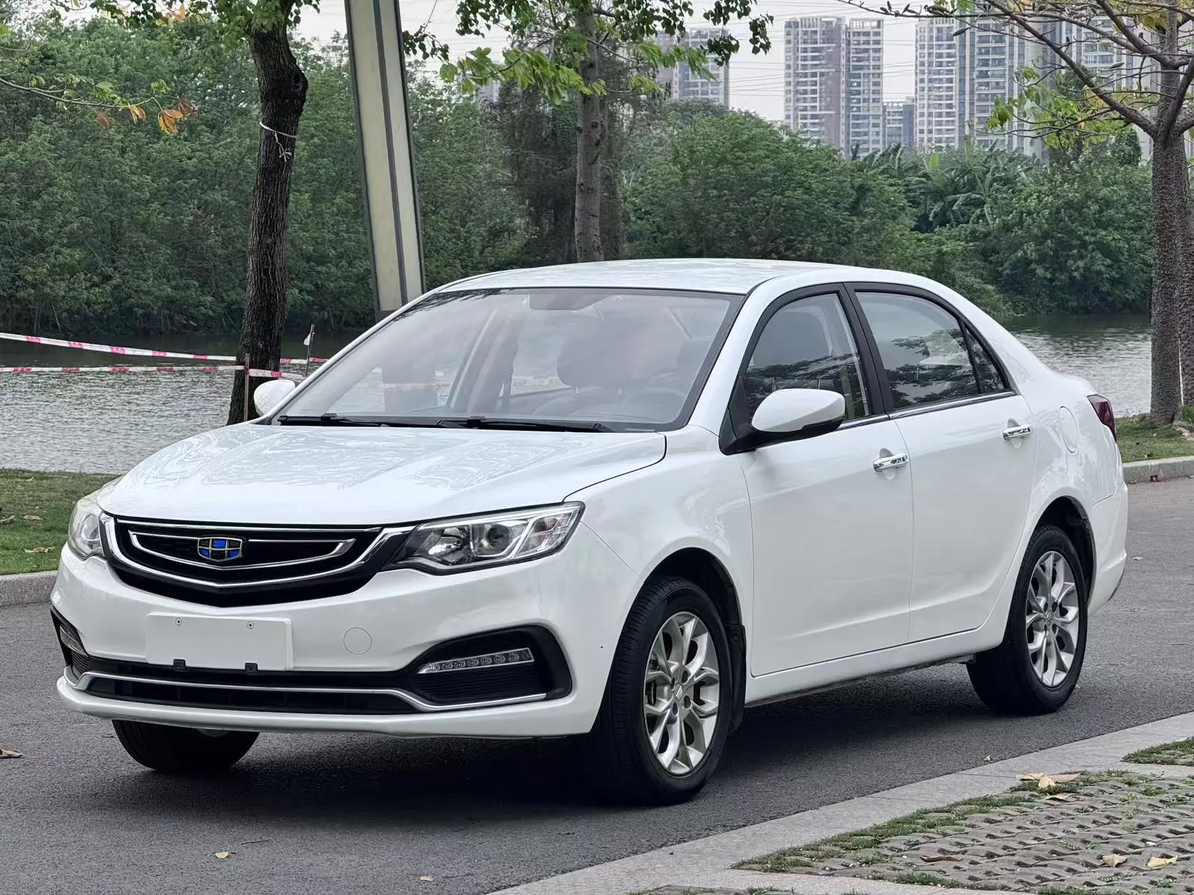 Geely Vision
