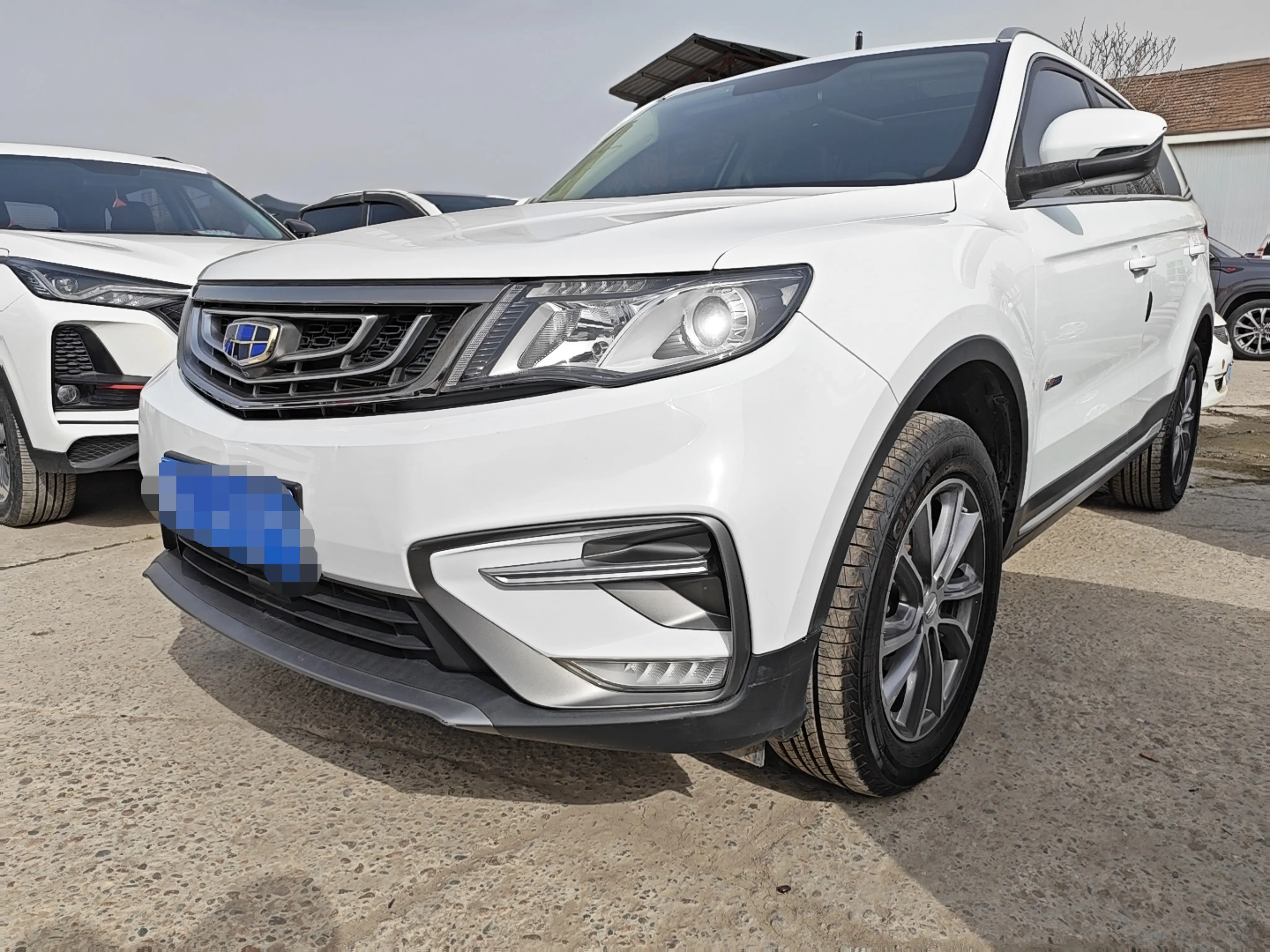 Geely Atlas