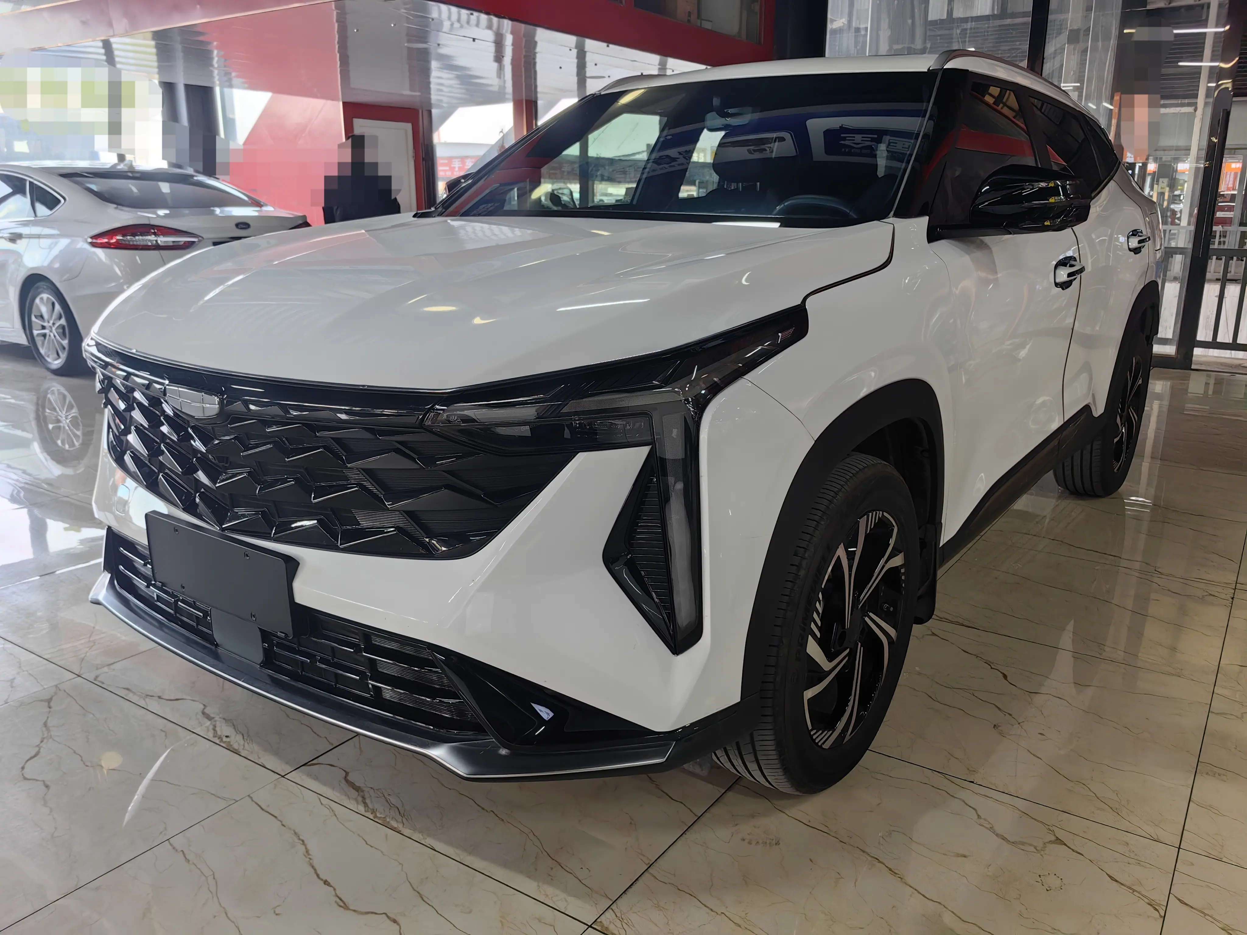 Geely Atlas