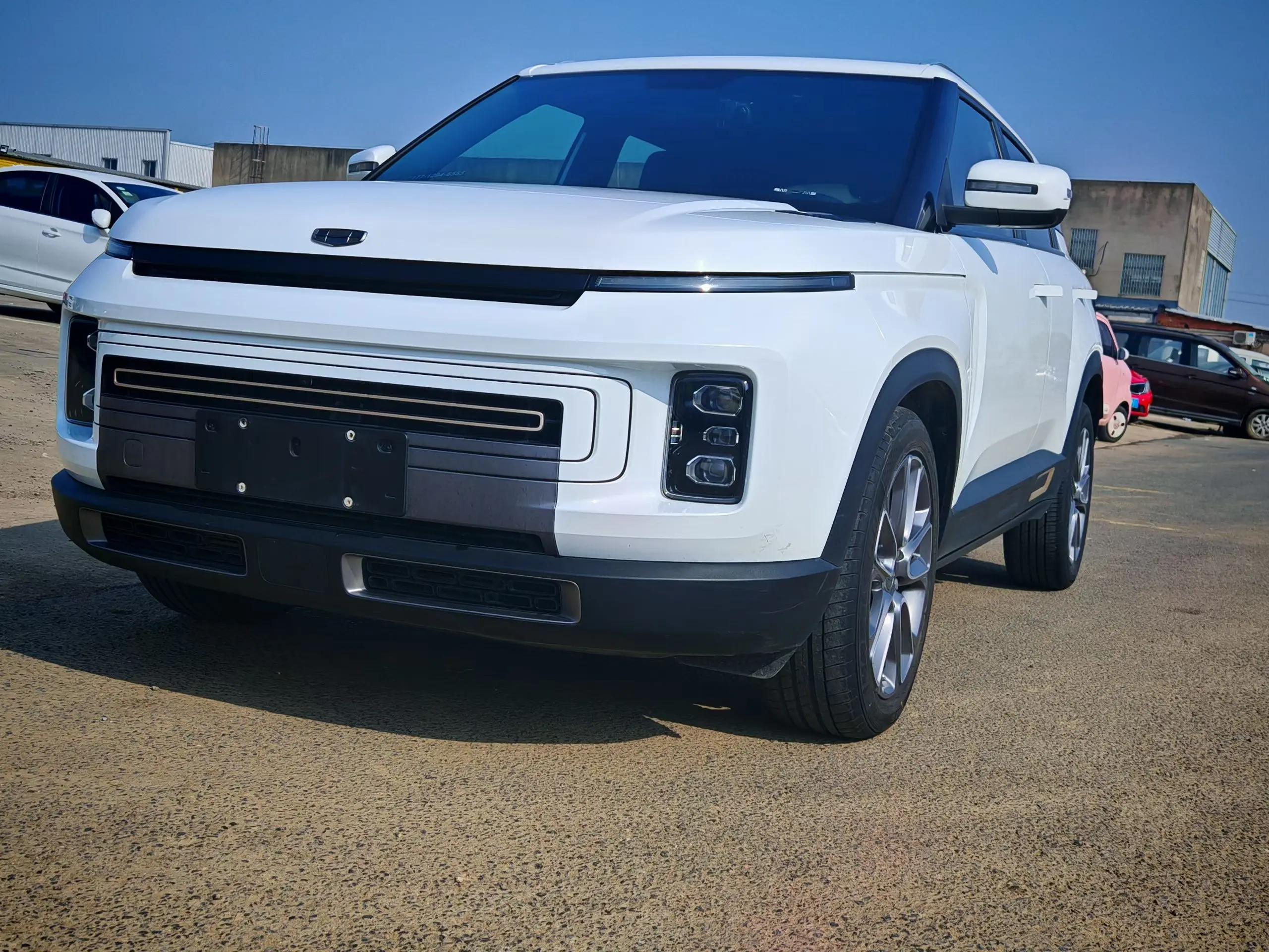 Geely ICON