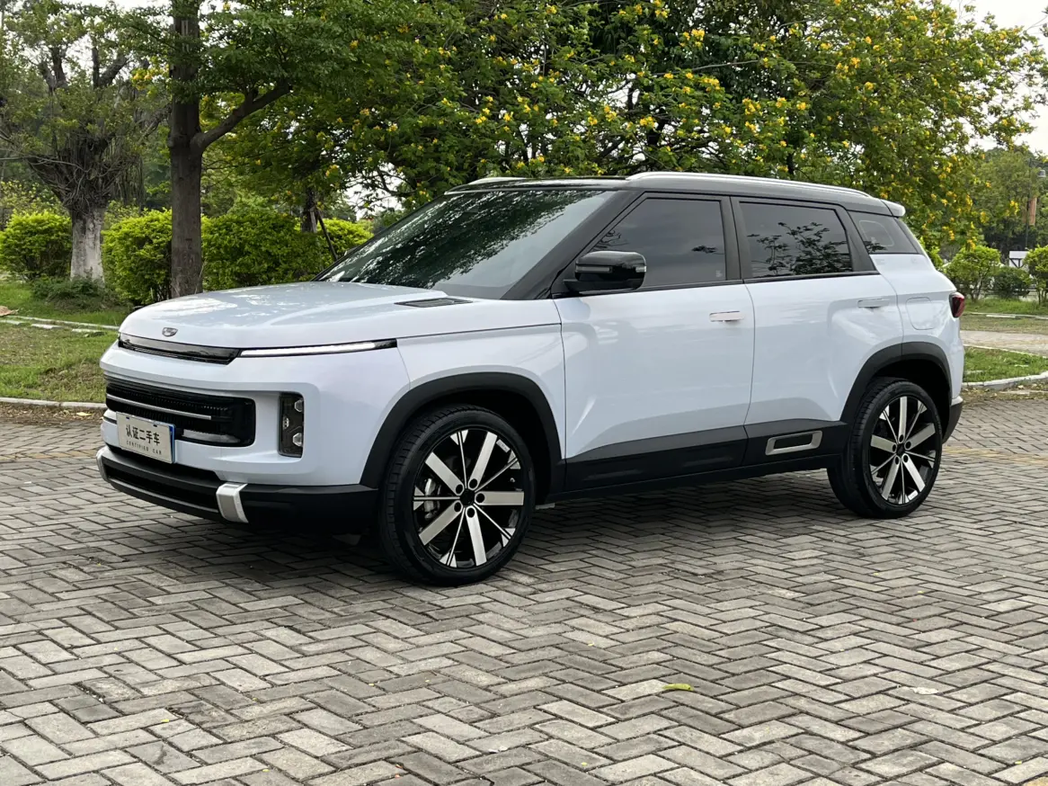 Geely ICON