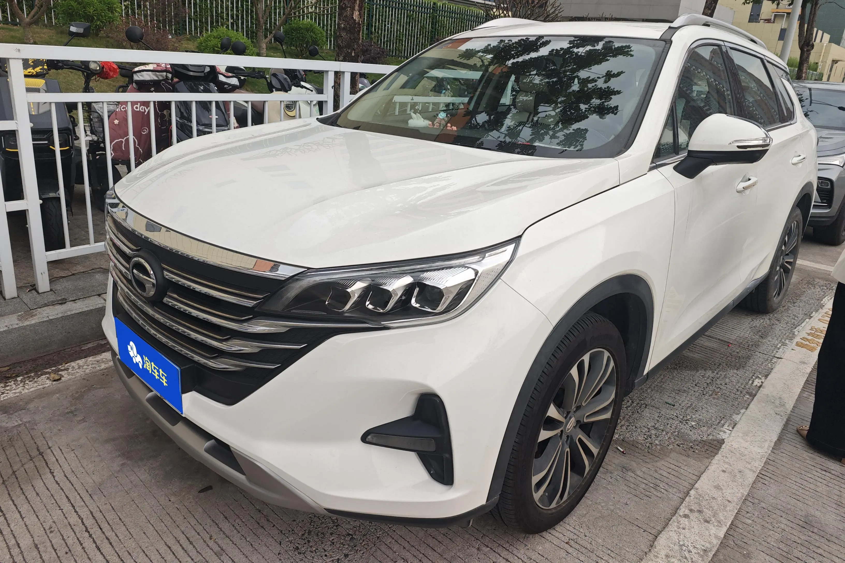 GAC Trumpchi GS5