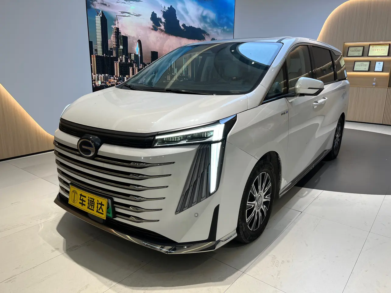 GAC Trumpchi E9 PHEV