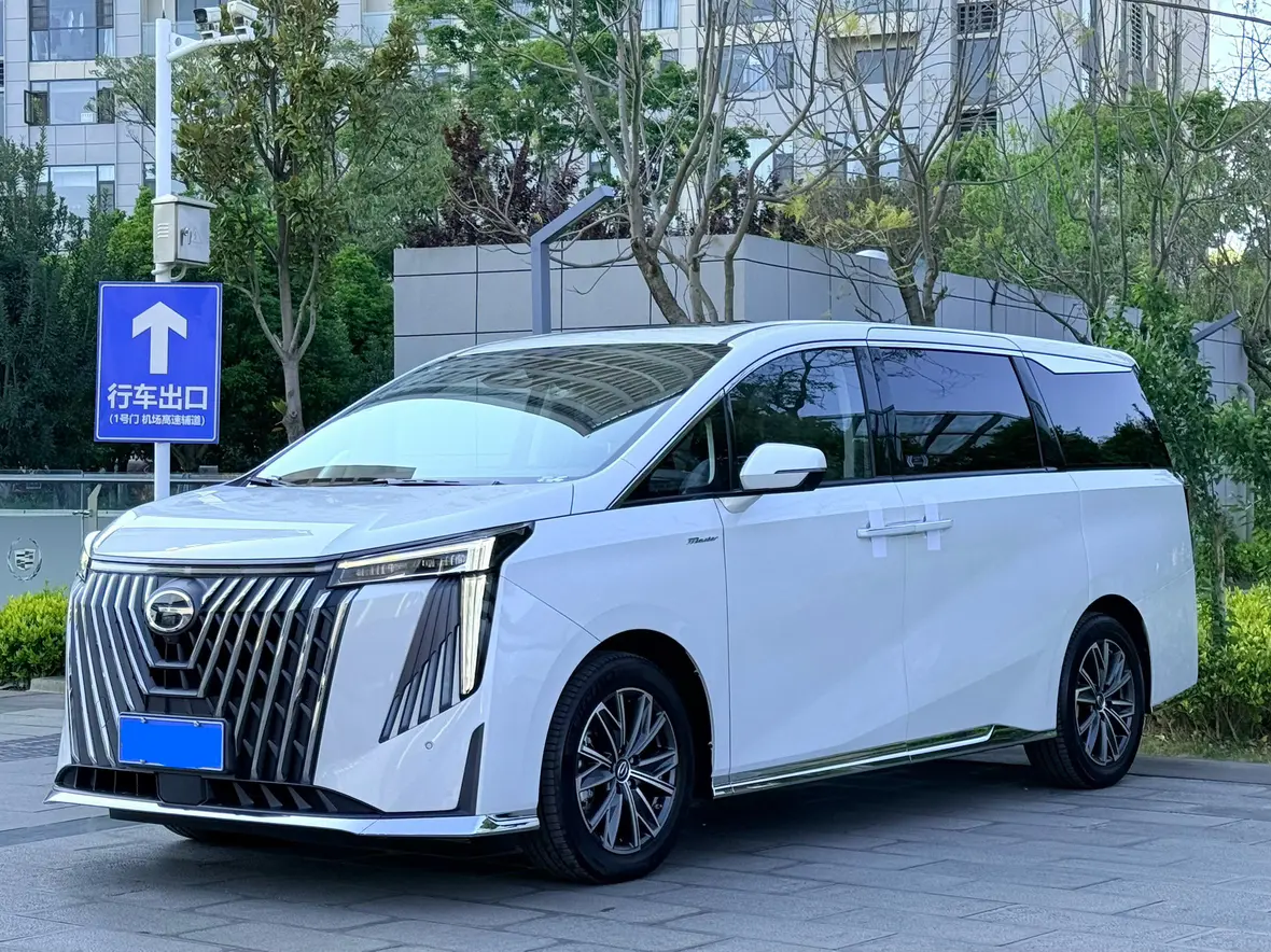 GAC Trumpchi M8
