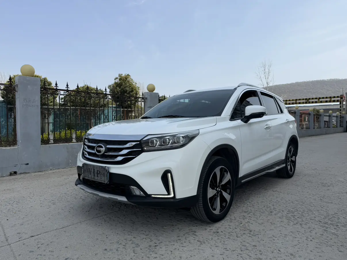 GAC Trumpchi GS4