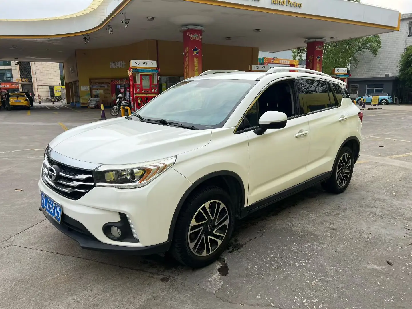 GAC Trumpchi GS4