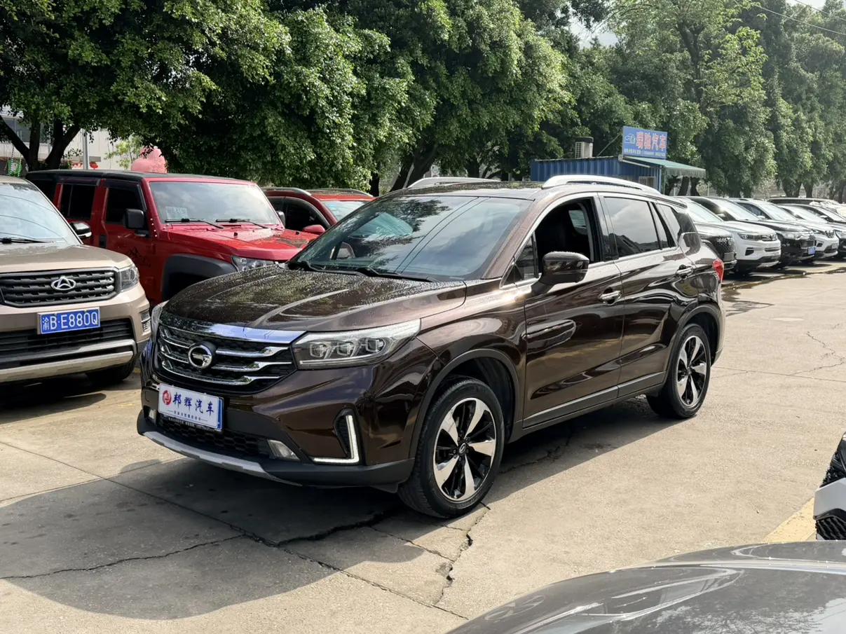 GAC Trumpchi GS4