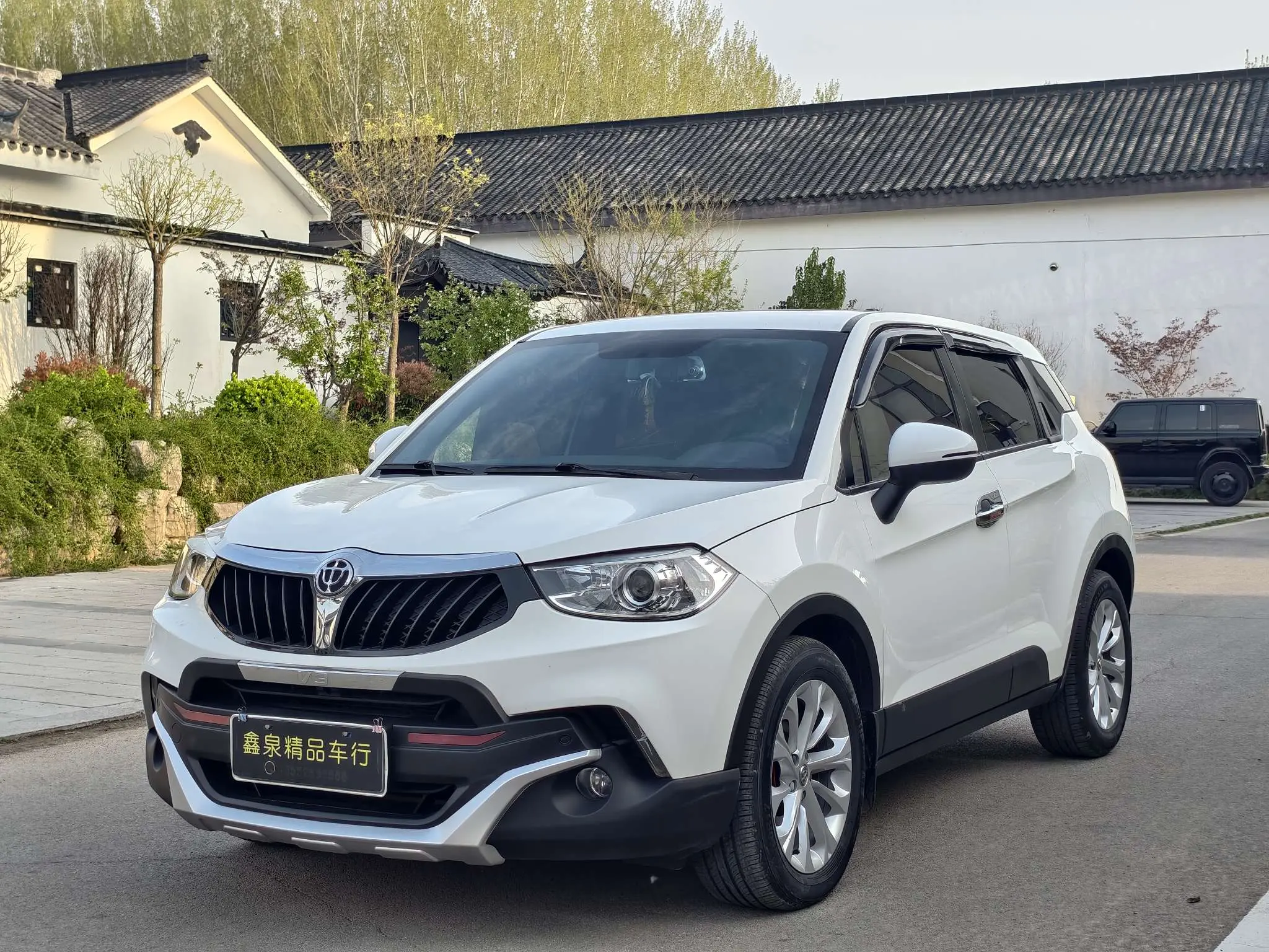 Brilliance China V3