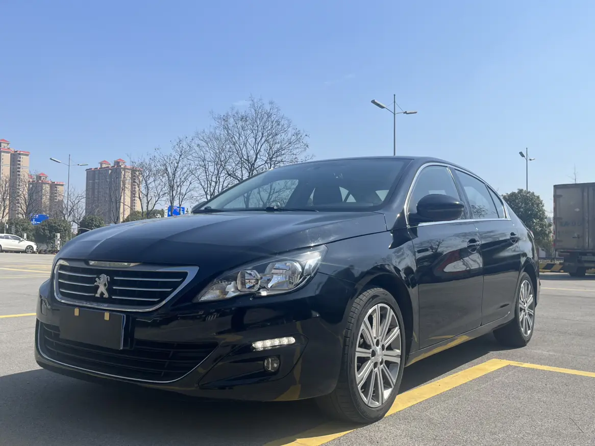 Peugeot 408