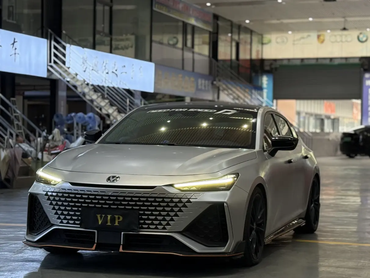 Changan UNI-V