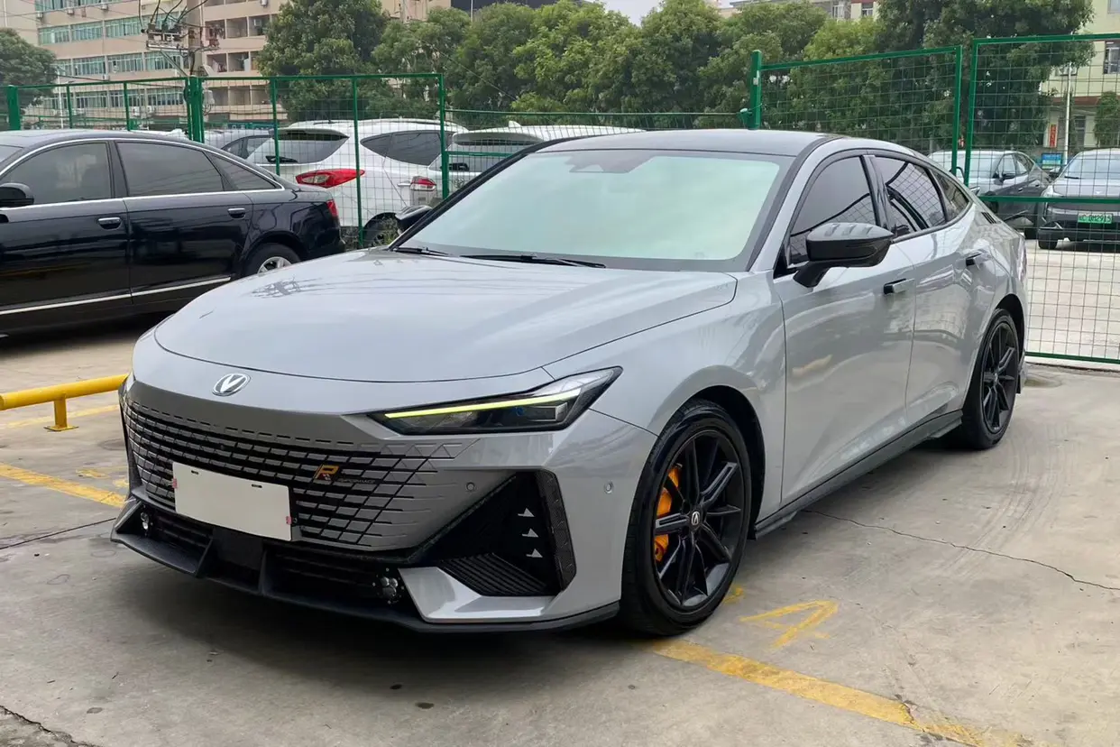 Changan UNI-V