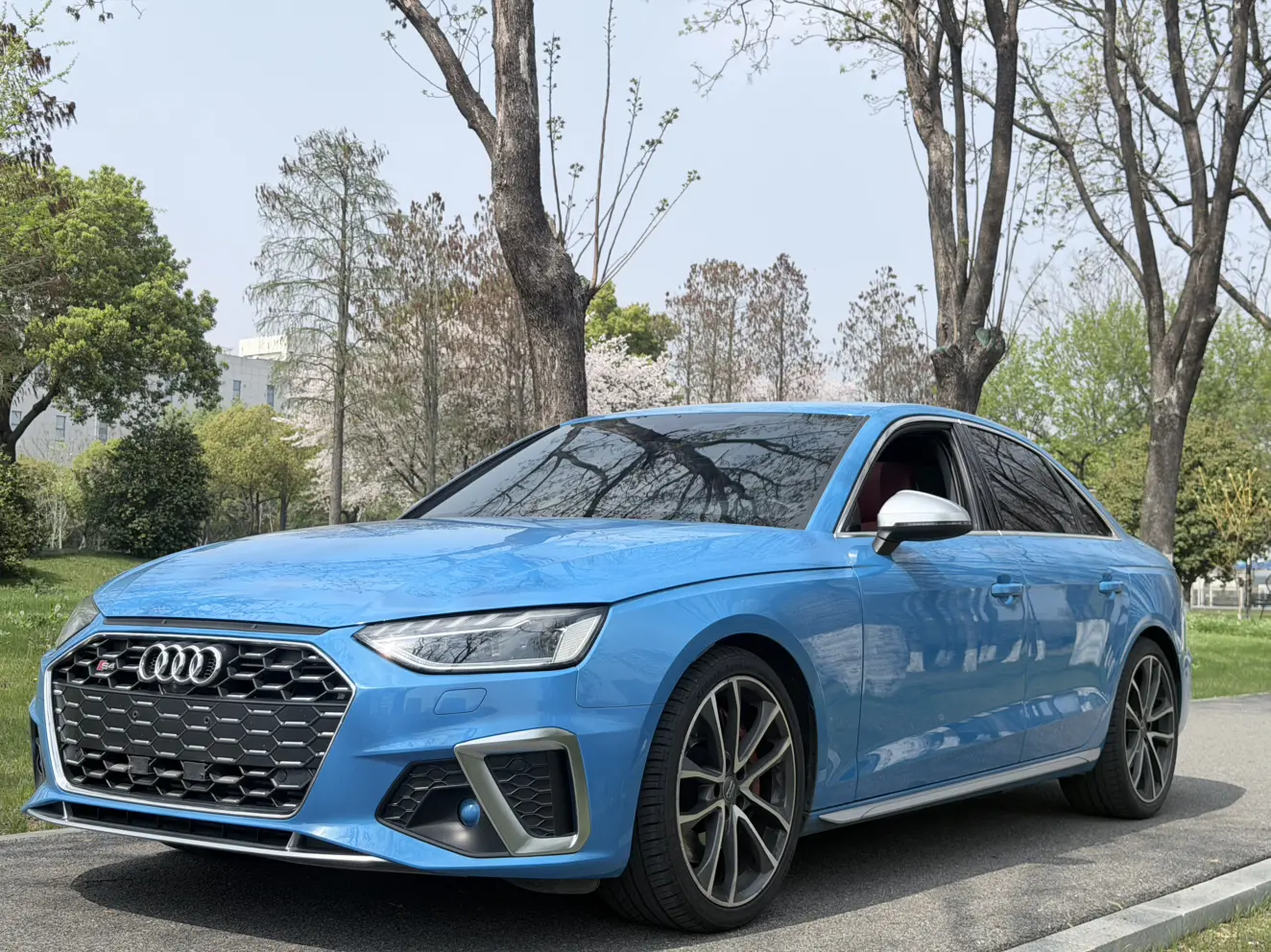 Audi S4